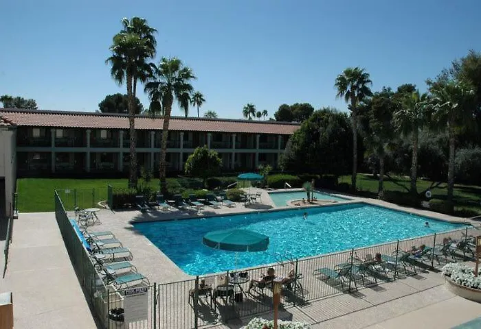 The Blake At Scottsdale